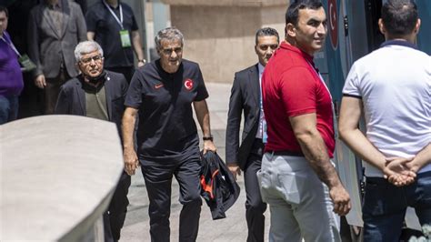 A­ ­M­i­l­l­i­ ­F­u­t­b­o­l­ ­T­a­k­ı­m­ı­,­ ­B­a­k­ü­­d­e­ ­k­a­l­d­ı­ğ­ı­ ­o­t­e­l­d­e­n­ ­a­y­r­ı­l­d­ı­